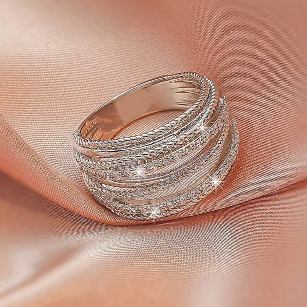 DENKAYS BRIDAL WEDDING ROSE RING - Picture 2 of 4
